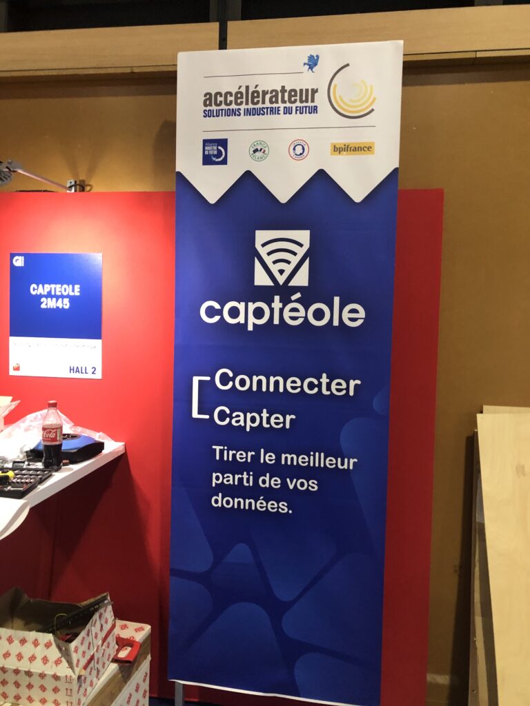 Profilé monté sur la paroi